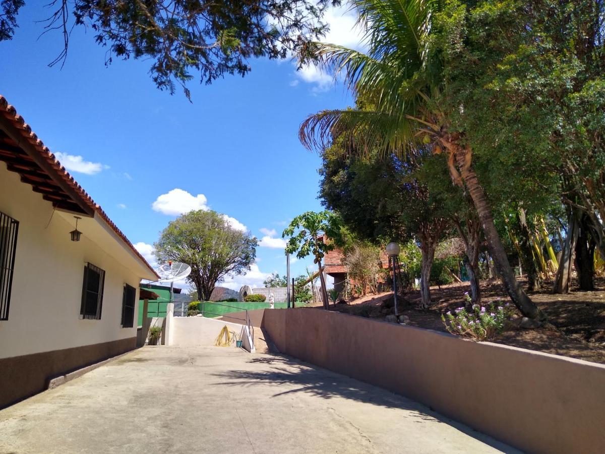 Paraiso Em Serra Negra Lindoia Com Linda Paisagem Bagian luar foto