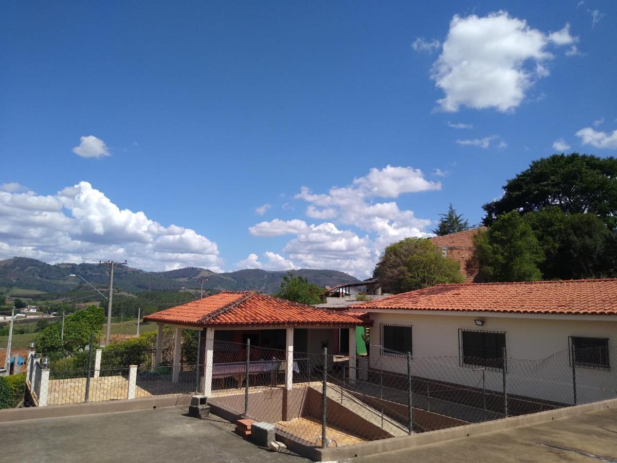Paraiso Em Serra Negra Lindoia Com Linda Paisagem Bagian luar foto